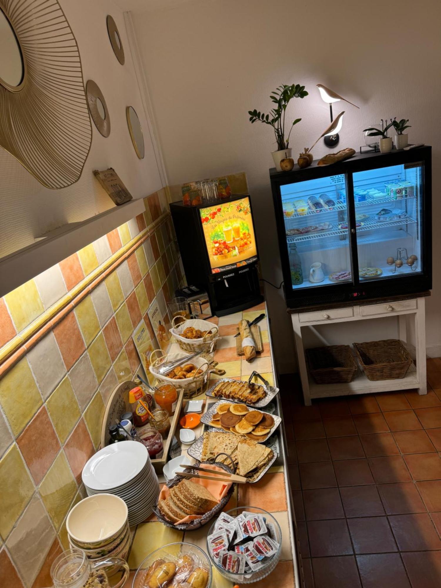 Hotel Brit Des Grands Hommes - Centre Bordeaux
